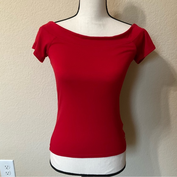 Guess Red Off The Shoulder Top - Picture 1 of 8